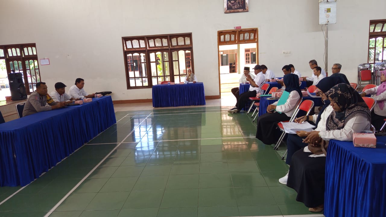 Rapat Koordinasi Bulan Agustus Tingkat Kalurahan sekaligus pembagian hadiah capaian lunas PBB P2